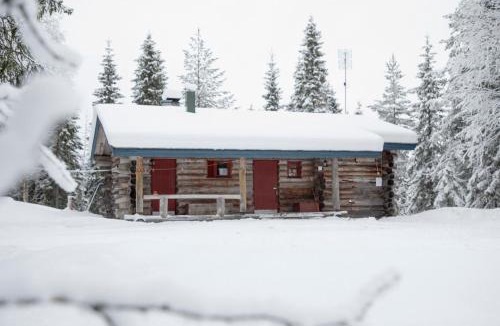 Syote House | Kaira, kahden makuuhuoneen kelomökki, lukuisten polkujen, polkupyöräreitin sekä kalaisan tunturilammen vieressä