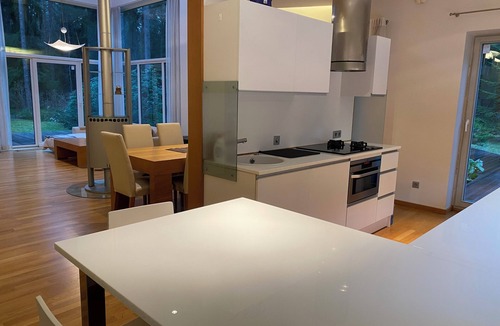 Haabersti Cottage | Kakumäe Raba Villa - holiday house with swimming pool in Tallinn