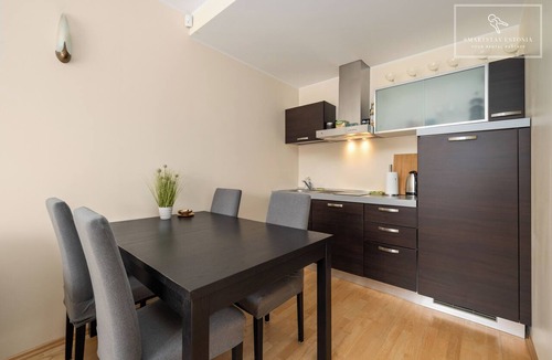 Kalamaja Apartment | Kalaranna Gem Near Beach, Port & Old Town