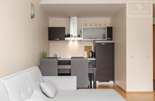 Kalamaja Apartment | Kalaranna Gem Near Beach, Port & Old Town