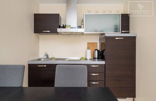 Kalamaja Apartment | Kalaranna Gem Near Beach, Port & Old Town