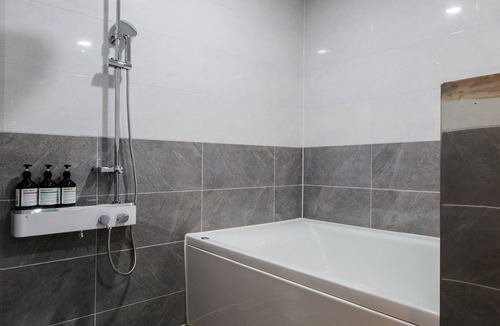 Busanjin Hotel | Karat Hotel