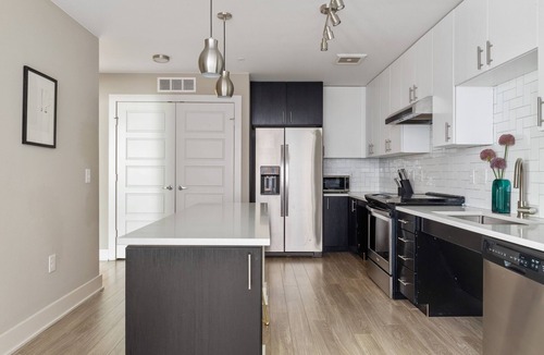 LoDo Apartment | Kasa Union Station Denver