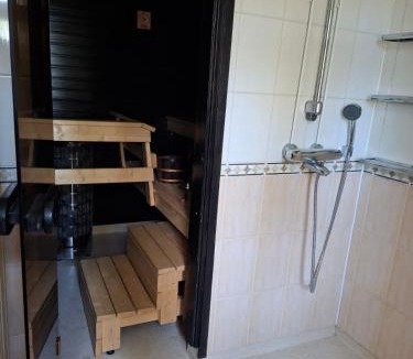Kannus Apartment | Keltasirkku