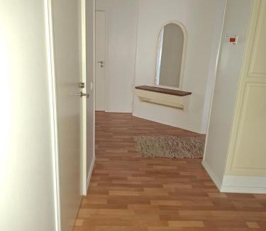 Kannus Apartment | Keltasirkku