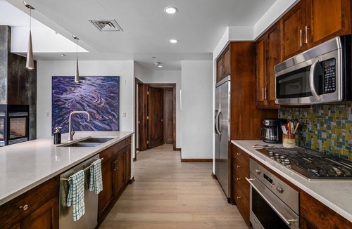 Downtown Steamboat Springs Condo | Kestrel Corner, AC! Prime Downtown Location with 180 Degree Views!