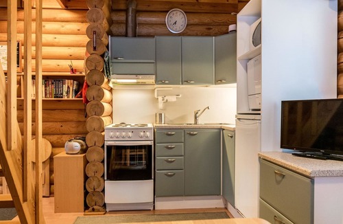 Jamijarvi House | Kilpolan orvokki, pauliina ja karoliina by Interhome