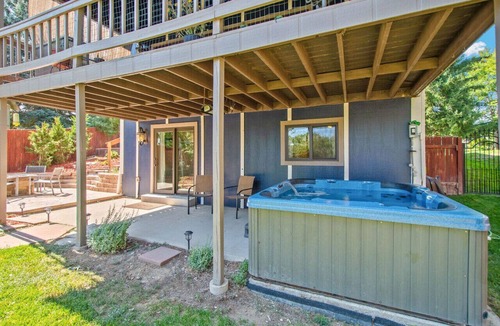 Club Crest Apartment | King suite w/hot tub, fire pit, & luxe bathroom