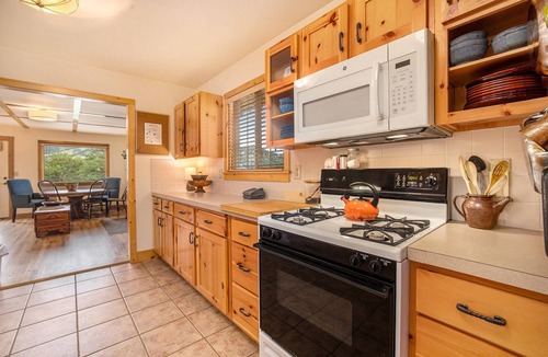 Estes Park House | Kittery West - Long-Term Vacation Rental, 30+ Days Only, 2 BDR in Estes Park CO