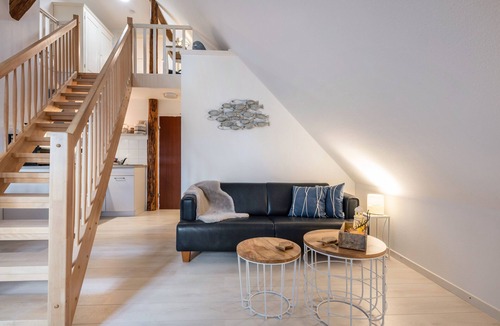 Westerhever Apartment | Knutzenswarft - Apartment "Meereslust" with North Sea View