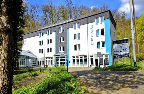 Bendorf Apartment | Koblenz Valley Hotel Double Room Extra Bed