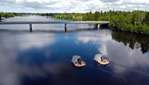 Oulu Boat Rental | Koivuranta Igloos