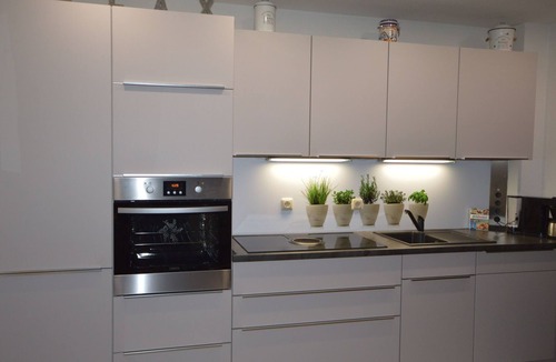 Waase Apartment | Komfortable Ferienwohnung in Waase mit Garten by Interhome