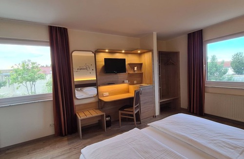 Grossbeeren Hotel | KomfortHotel Großbeeren