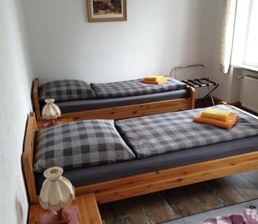 Walddorf House | Kottmarschenke - Gästezimmer und Ferienwohnung am Kottmar