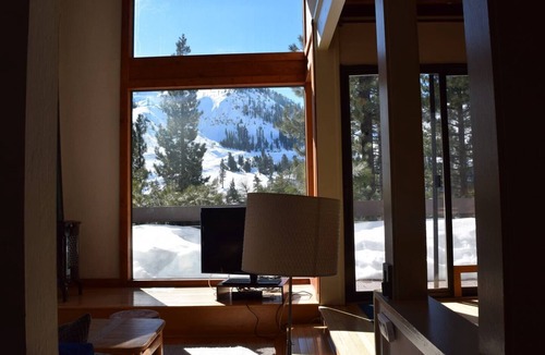 Olympic Valley House | KT Hideaway - Cozy Palisades Condo