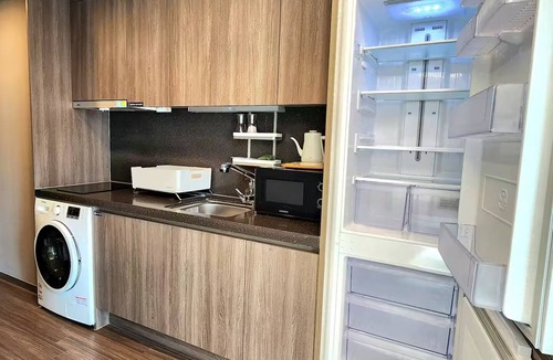 Haeundae Hotel | L24-2[Newly Built/합법숙소][고층오션뷰/핵심번화가/해변5분/지하철역 3분]