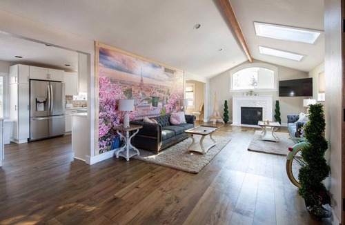 Arvada House | La Maison Beau | Pool | Sauna | Hot Tub