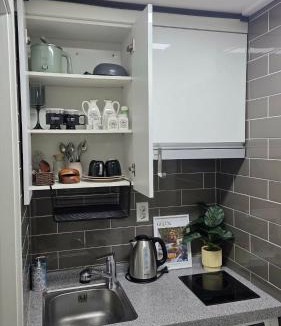 Jowon-dong Apartment | La Petite Maison d'Hôtes