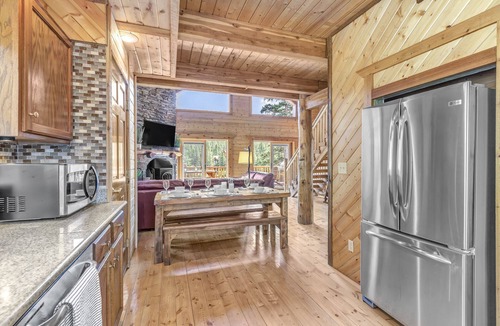 Saint Mary's House | Lake Front Cabin With Mountain Views & Direct Access to Fishing