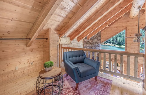 Saint Mary's House | Lake Front Cabin With Mountain Views & Direct Access to Fishing