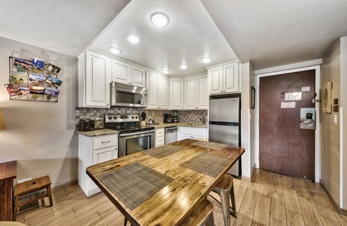 South Lake Tahoe Condo | Lakeland Village #310 Modern 1 bedroom+loft