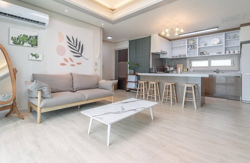 Hangyeong House | Lalapipo Jeju