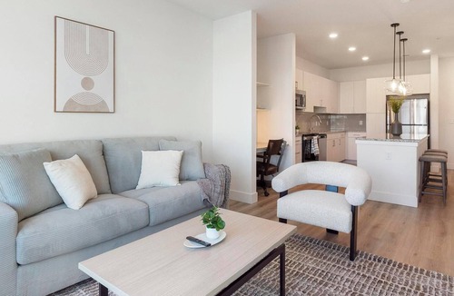 Firestone Apartment | Landing | Amazing 1BD, Gym, Clubhouse