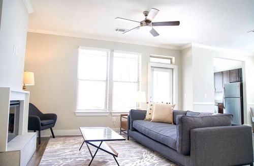 Briargate Apartment | Landing at Crowne at Briargate - 3 Bedrooms in Briargate