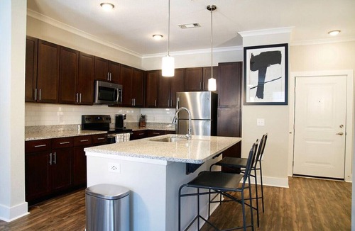 Briargate Apartment | Landing at Crowne at Briargate - 2 Bedrooms in Briargate