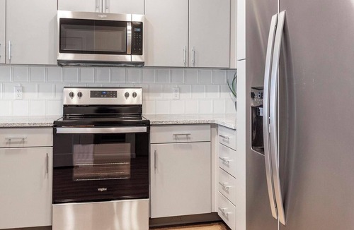 Northgate Apartment | Landing | Beautiful 1BD, Gym, Pool