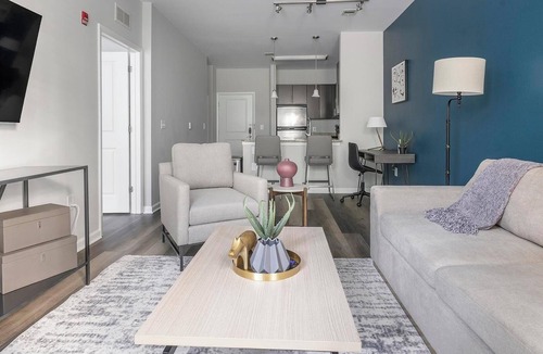Bayonne Apartment | Landing | Chic 1BD, Gym, Game Room
