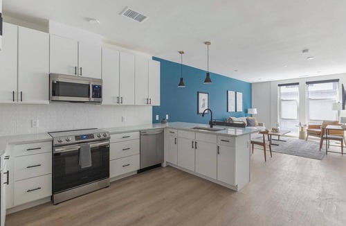 Civic Center Apartment | Landing | Chic 1BD, Gym, Rooftop Lounge