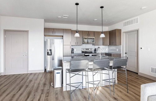 Littleton Apartment | Landing | Chic 1BD, Gym, Clubhouse