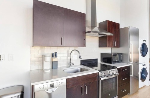 Cherry Creek Apartment | Landing | Incredible 2BD, Clubhouse