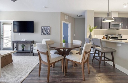 Washington Park West Apartment | Landing | Modern 2BD, Clubhouse, Gym