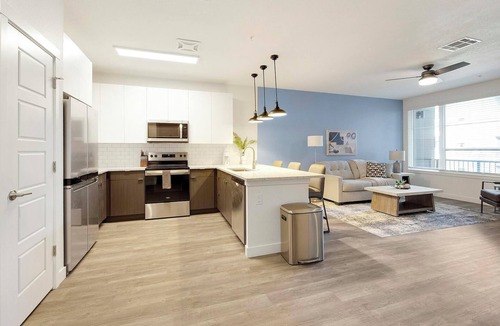 Downtown Colorado Springs Apartment | Landing | Spectacular 1BD, Yoga Studio, Gym