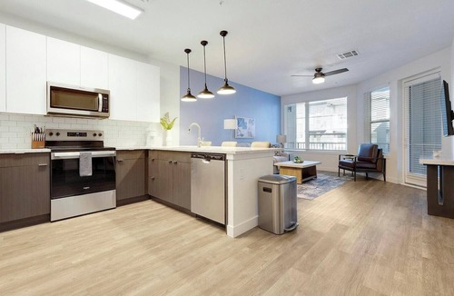 Downtown Colorado Springs Apartment | Landing | Spectacular 1BD, Yoga Studio, Gym