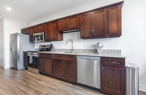 Johnstown Apartment | Landing | Spectacular 1BD, Gym, Yoga Studio