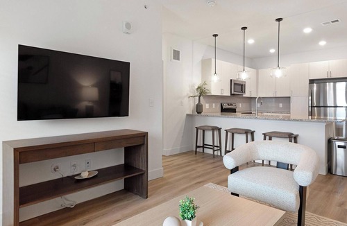 Firestone Apartment | Landing | Spectacular 1BD, Clubhouse, Gym