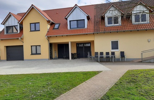 Sulzfeld Apartment | Large 110m2 vacation apartment with 4 bedrooms