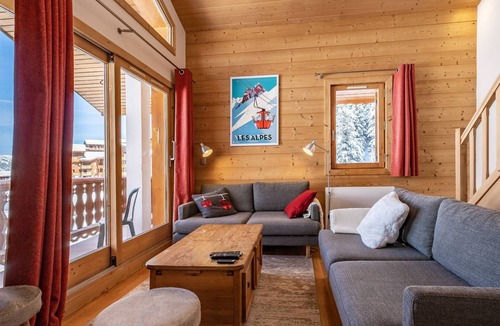 Meribel-Mottaret Apartment | Large 3-bedroom apartment, mezzanine, balcony, near slopes, covered parking, Label Méribel