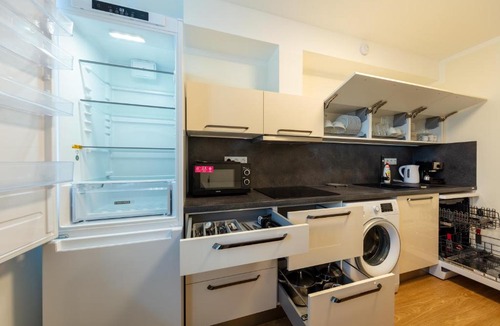 Prosek Apartment | Large apartment Prosek, 3 bedrooms - PVA EXPO Prague