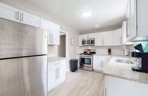 Virginia Village House | Large Family Retreat in Quiet Denver Spot