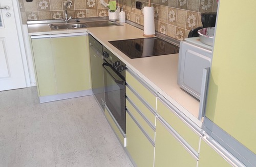 Marktoberdorf Condo | Large ground floor apartment with winter garden