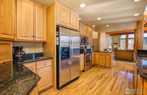 Estes Park House | Large Mountain home with HOT TUB, arcade, frisbee golf, and more!