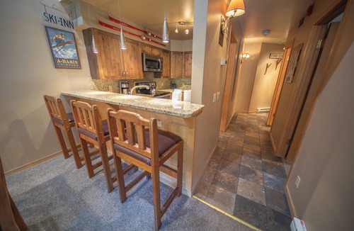 Mountain House Condo | Last Minute Holiday Rates! Great for Families, Ski Mt Views!