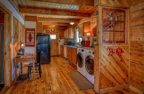 San Juan River Village Cabin | Last-Minute Summer Escape! Book an August Stay by 7/31 for 15% Off