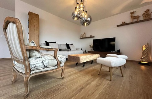 Meistratzheim Apartment | Le Havre de Paix - Proche Obernai - Gite 4 étoiles - Terrasse & Parking privés