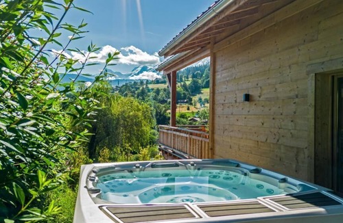 Combloux Ski Chalet | Le Tiki Mont Blanc Chalet Avec Jacuzzi et vue Mont Blanc